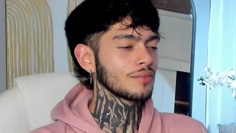 Snapshot of mihailleroy chatting on 02.26.25 MIHAIL LEROY finally independent model online show from 02.26.25