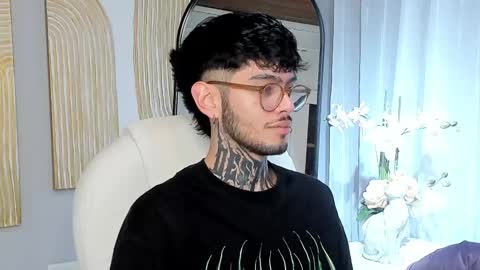 Snapshot of mihailleroy chatting on 03.07.25 MIHAIL LEROY finally independent model online show from 03.07.25