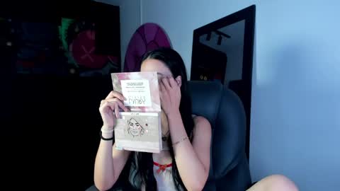 Snapshot of miia_bratz chatting on 05.26.26 miia_bratz online show from 05.26.26