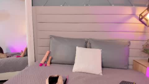 Snapshot of miia_ferrari chatting on 06.30.26 miia_ferrari online show from 06.30.26