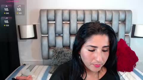 Snapshot of miia_rousee_ chatting on 03.24.26 ROUSSE online show from 03.24.26