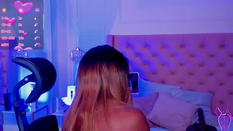 Miia Schwarz  online show from 09.15.25