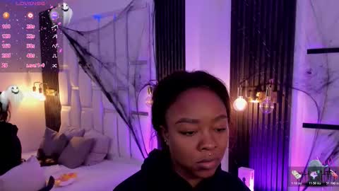 Miia Schwarz  online show from 11.01.25