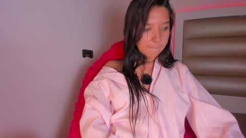 Snapshot of miia_spencer chatting on 04.09.26 Mia online show from 04.09.26