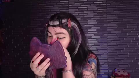 Snapshot of miia_zarate chatting on 02.10.25 Ma - online show from 02.10.25