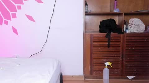 miiaa_m online show from 04.10.26