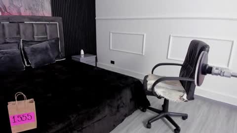 Snapshot of miiaamonroee chatting on 01.31.25 Mia Monroe online show from 01.31.25