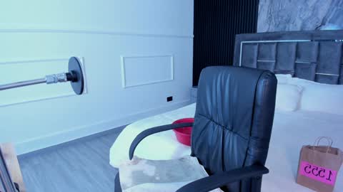 Snapshot of miiaamonroee chatting on 02.06.25 Mia Monroe online show from 02.06.25