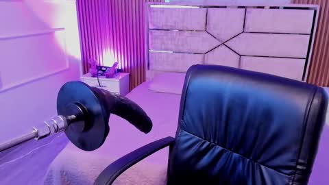 Mia Monroe online show from 01.17.26