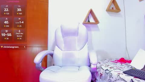 mia sofia online show from 10.18.25