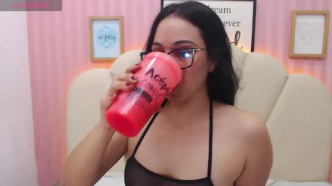 Snapshot of miichellbunny chatting on 04.13.26 miichellbunny online show from 04.13.26