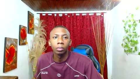 Snapshot of miilo18 chatting on 02.22.26 milo online show from 02.22.26