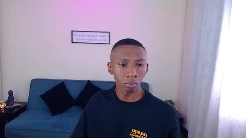 Snapshot of miiloo18 chatting on 10.06.25 Jordan online show from 10.06.25