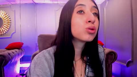 Snapshot of miilu__1 chatting on 02.01.25 miilu online show from 02.01.25