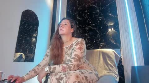 miiss_evaa online show from 10.24.25