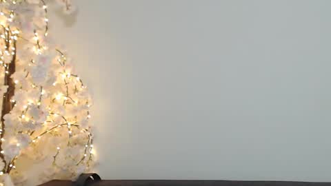 Mika online show from 10.12.25