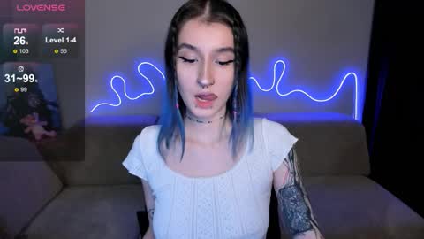 Mika online show from 10.27.25