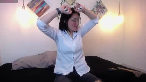 Snapshot of mikaza_akerman chatting on 05.07.26 mikaza online show from 05.07.26