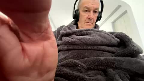 mike26051 online show from 02.26.25