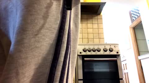 mike26051 online show from 10.17.25