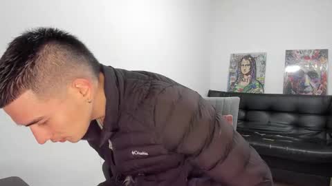 Snapshot of mike3xxx chatting on 09.14.25 mike3xxx online show from 09.14.25