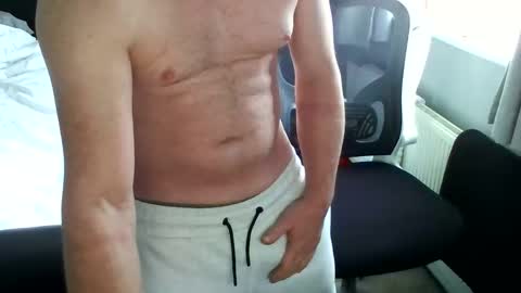 mike454084 online show from 02.07.26