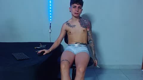 Mike IMDEPENDIENT MODEL online show from 12.14.25