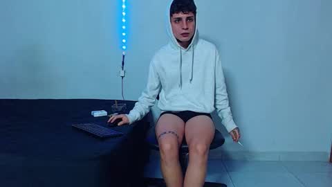 Mike IMDEPENDIENT MODEL online show from 12.16.25