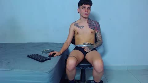 Mike IMDEPENDIENT MODEL online show from 02.10.26