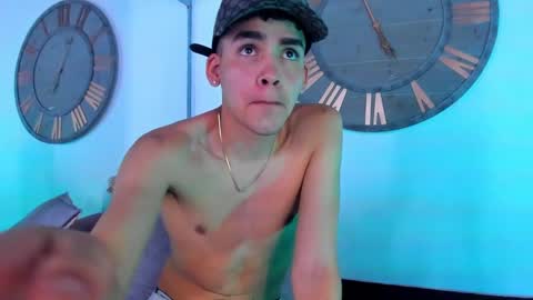 Snapshot of mike_0233 chatting on 01.03.25 Mike 0233 online show from 01.03.25