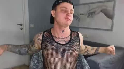 Mike Magic online show from 03.12.25