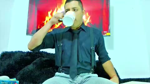 Snapshot of mike_fetiche chatting on 11.15.25 mike_fetiche online show from 11.15.25