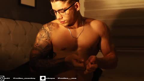 Snapshot of mike_montoya chatting on 12.16.24 Mike Montoya online show from 12.16.24