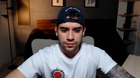Snapshot of mike_montoya chatting on 04.29.26 Mike Montoya online show from 04.29.26