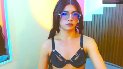 Snapshot of mike_nour chatting on 12.15.24 IM MIKE online show from 12.15.24