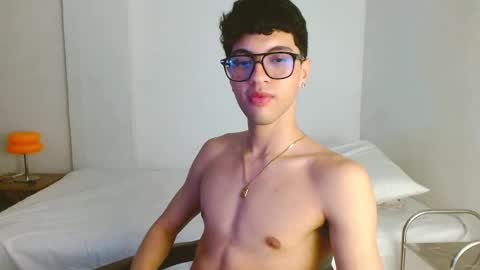 Snapshot of mike_pineapple chatting on 11.29.25 Mike Pineapple online show from 11.29.25