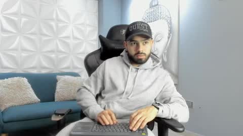 Mike Blare online show from 01.04.25