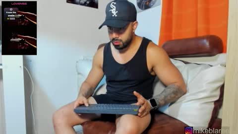 Snapshot of mikeblaree chatting on 02.03.26 mikeblaree online show from 02.03.26