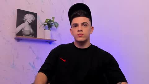 Snapshot of mikecooper_ chatting on 02.12.25 Mike Cooper online show from 02.12.25