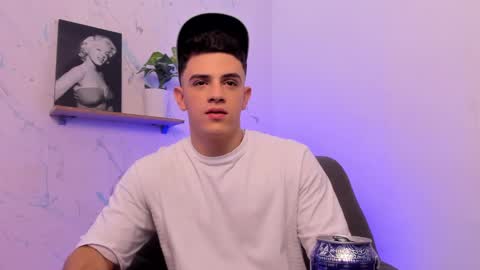 Snapshot of mikecooper_ chatting on 02.13.25 Mike Cooper online show from 02.13.25