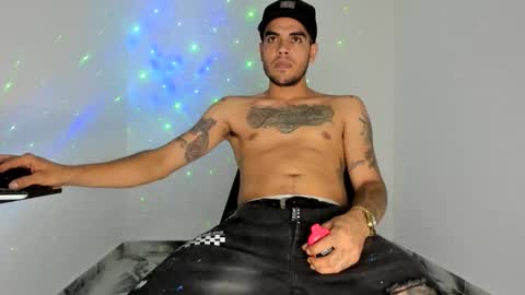 mikee_scooth online show from 05.18.26