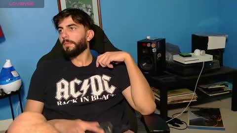 mikehawk1589 online show from 01.13.25