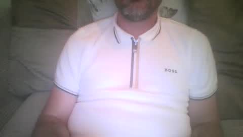 mikehockishuge9 online show from 09.27.25