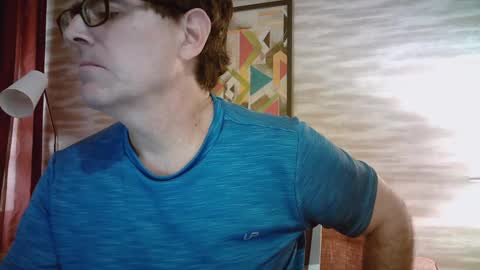 Snapshot of mikewulds chatting on 02.01.25 Mike online show from 02.01.25