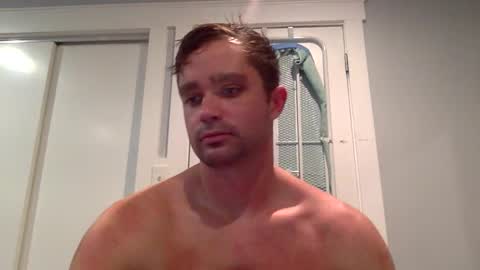 Snapshot of mikey03030303 chatting on 01.31.25 versaboy online show from 01.31.25