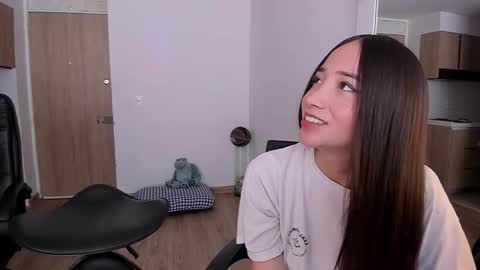 Snapshot of mikeyvioleta chatting on 09.23.25 VIOLETAMIKE online show from 09.23.25