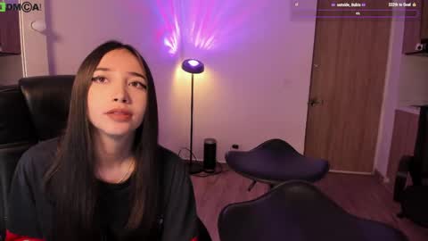 VIOLETAMIKE online show from 05.26.26
