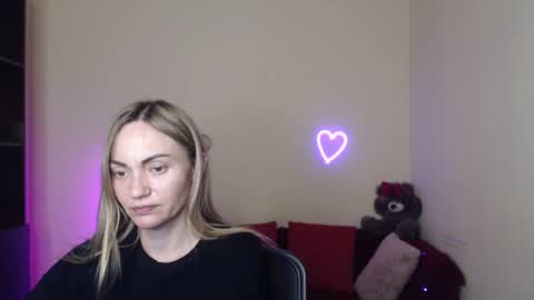 Snapshot of mikkey_mouse8 chatting on 04.18.26 Adalina online show from 04.18.26