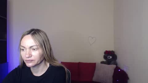 Snapshot of mikkey_mouse8 chatting on 04.21.26 Adalina online show from 04.21.26