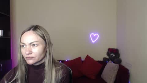 Snapshot of mikkey_mouse8 chatting on 04.28.26 Adalina online show from 04.28.26